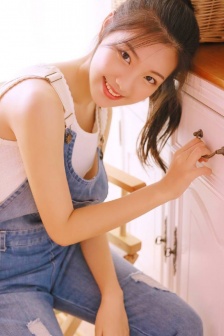 纯白轮舞曲